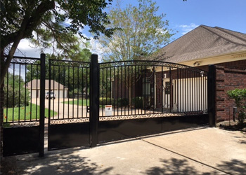 Custom Iron Driveway Gate Installation in Bell Gardens